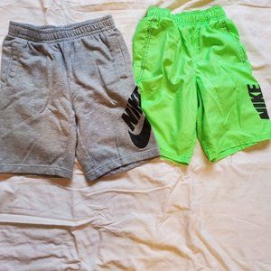 Nike shorts small